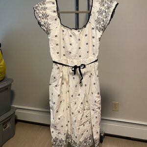 White and Black Embroidered Cotton Dress with Waist Tie